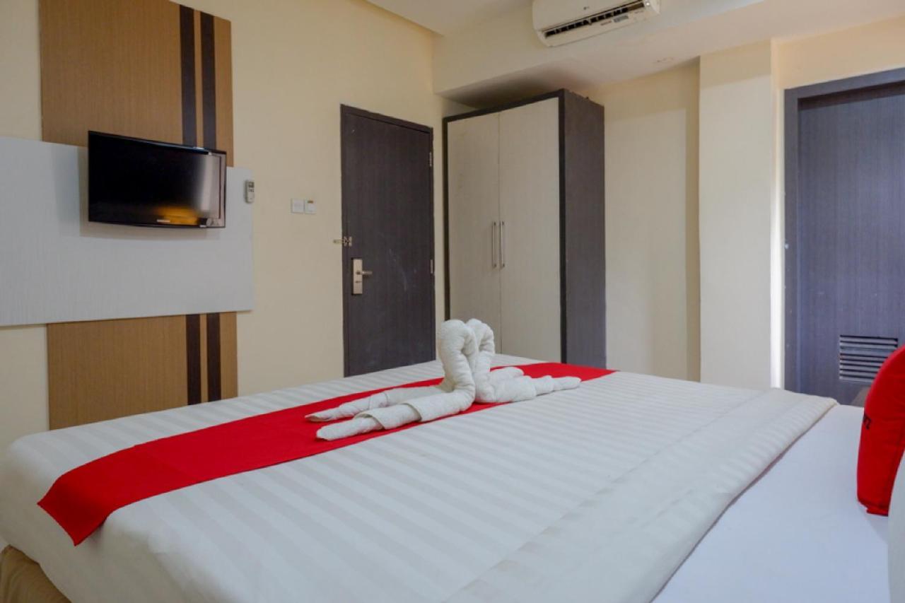 Reddoorz Plus Near Hotel Benua Kendari Ngoại thất bức ảnh