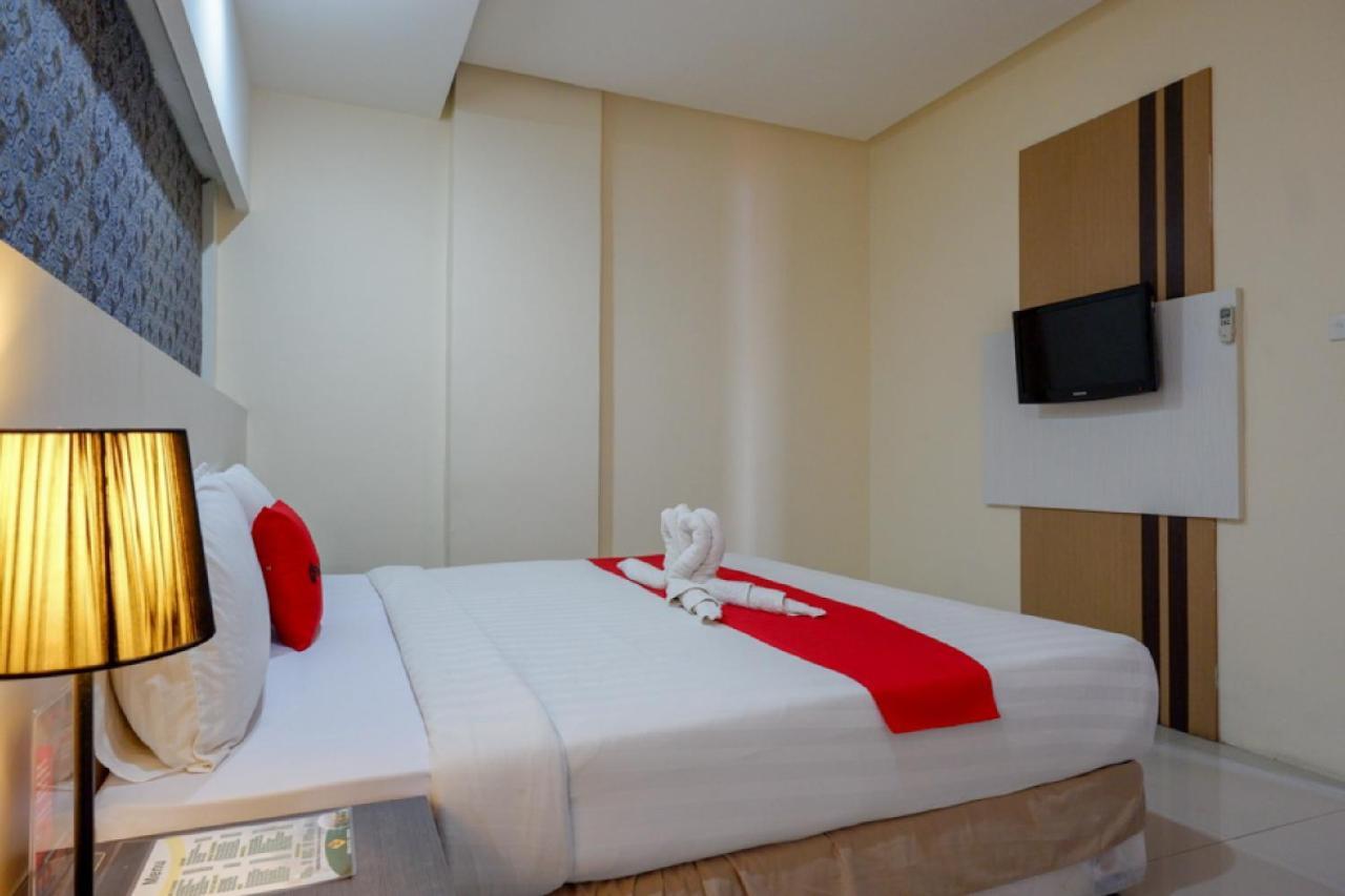 Reddoorz Plus Near Hotel Benua Kendari Ngoại thất bức ảnh